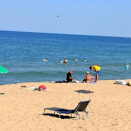 Apartament Beachfront - Sea & Pool Views - C205 Obzor